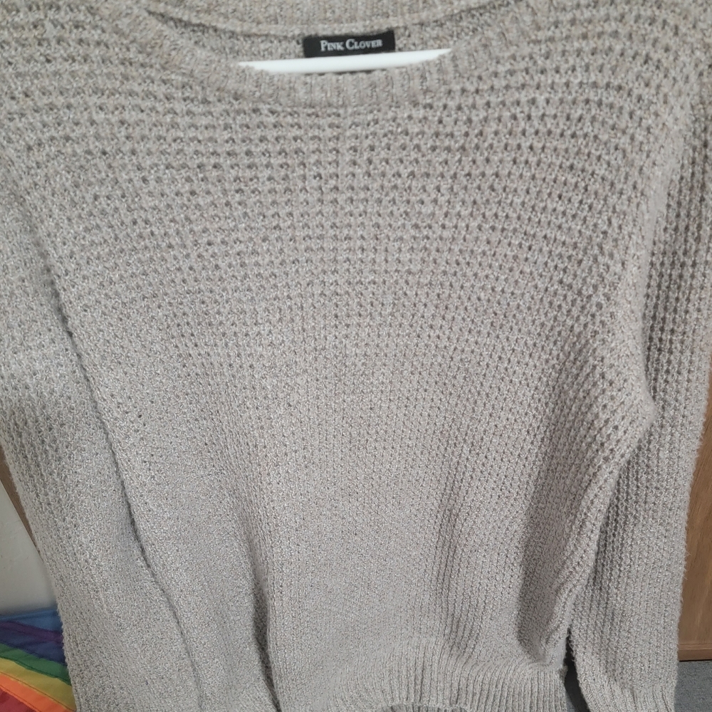 New with tags Stitch Fix Pink Clover Large Gray Sweater So soft!